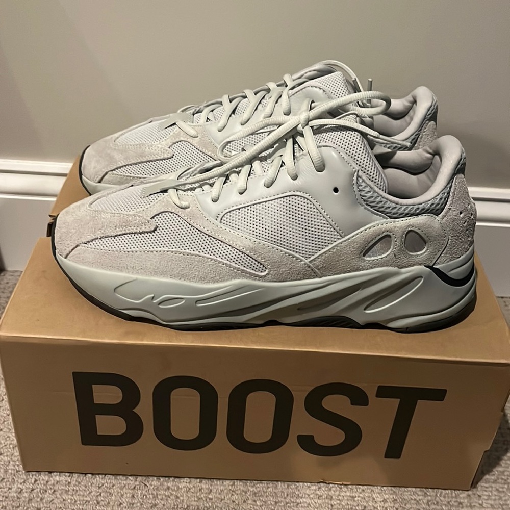 Selling Yeezy 700 salt brand new from the adidas conformed app